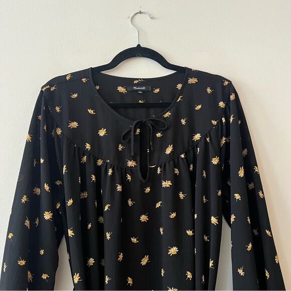 Madewell Tie-Waist Mini Dress in French Daisies - Picture 5 of 7